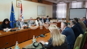 Istorija ping-ponga u SPENS